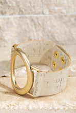 Load image into Gallery viewer, Golden Oval Cork Bracelet